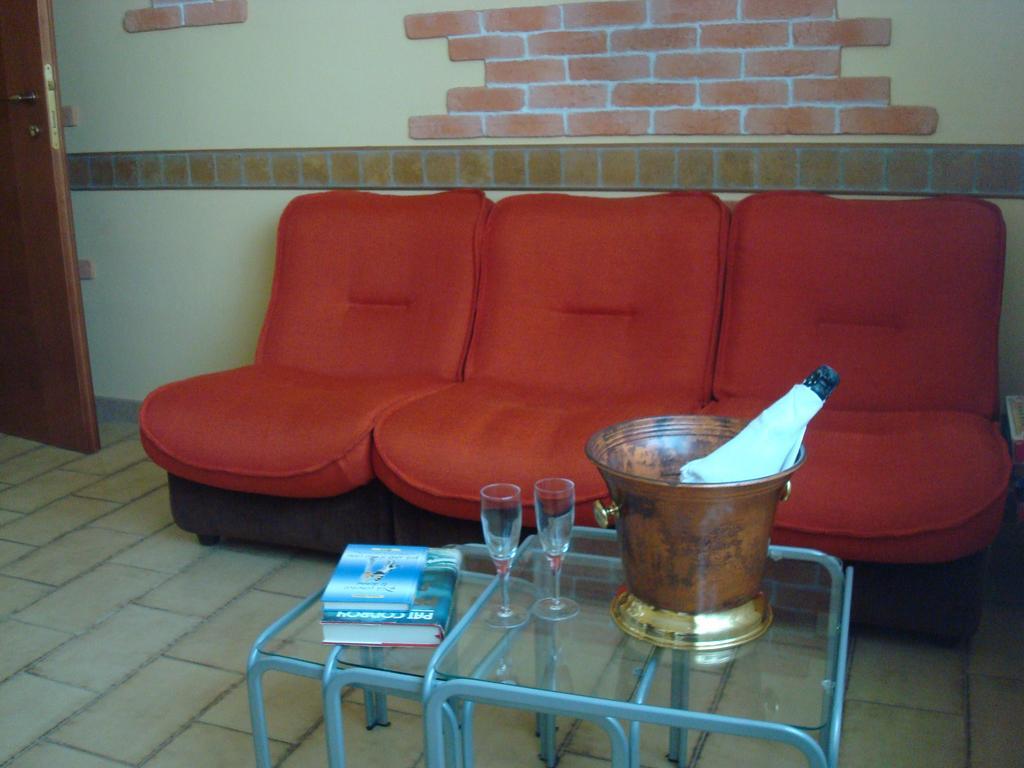 Hotel Villa Ersilia Rimini B&B ภายนอก รูปภาพ