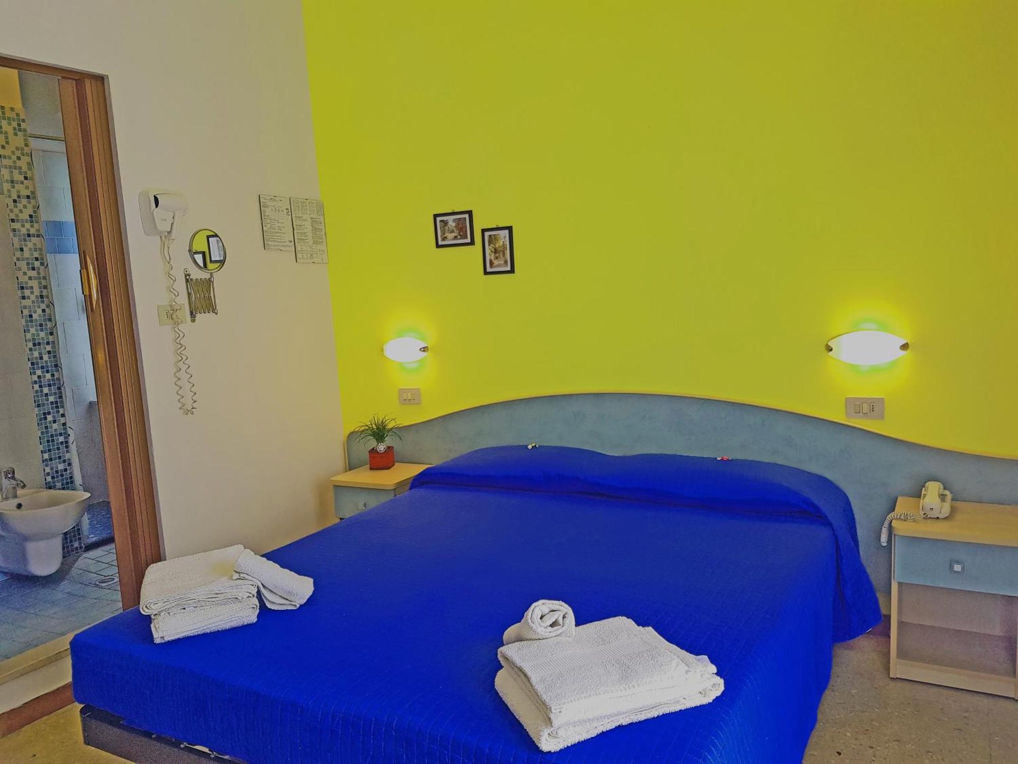 Hotel Villa Ersilia Rimini B&B ภายนอก รูปภาพ