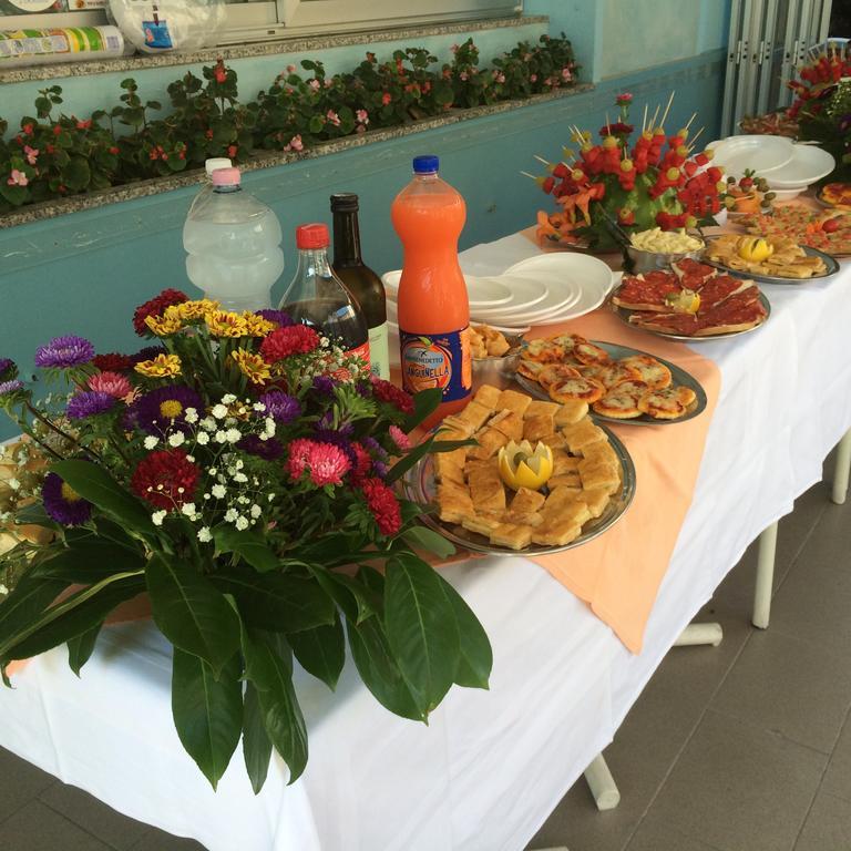 Hotel Villa Ersilia Rimini B&B ภายนอก รูปภาพ